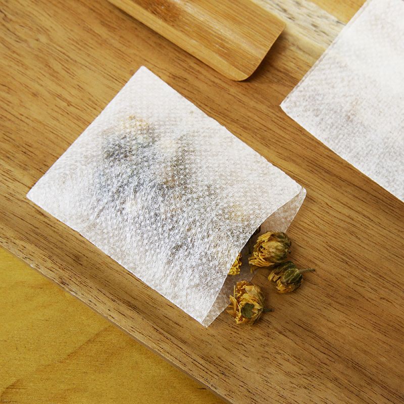 Biologiskt nedbrytbara icke-vävda tepåsar